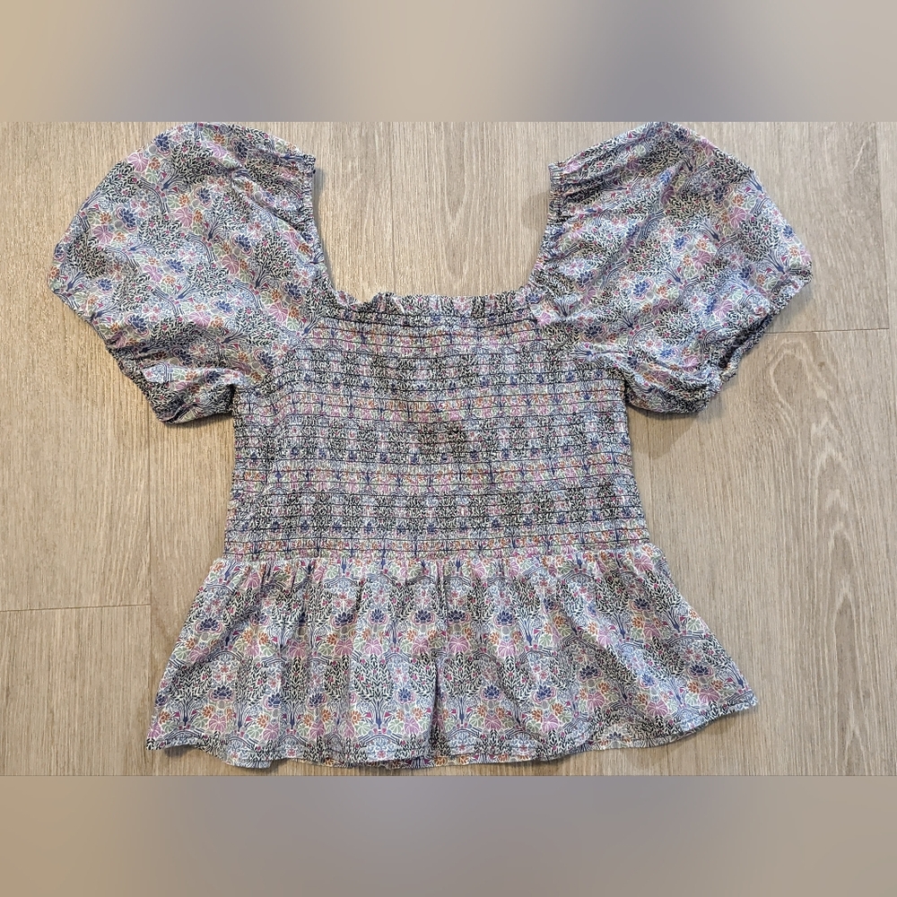Women's Liberty x JCrew Floral Smocked Peplum Top Size Large EUC! - Picture 2 of 8